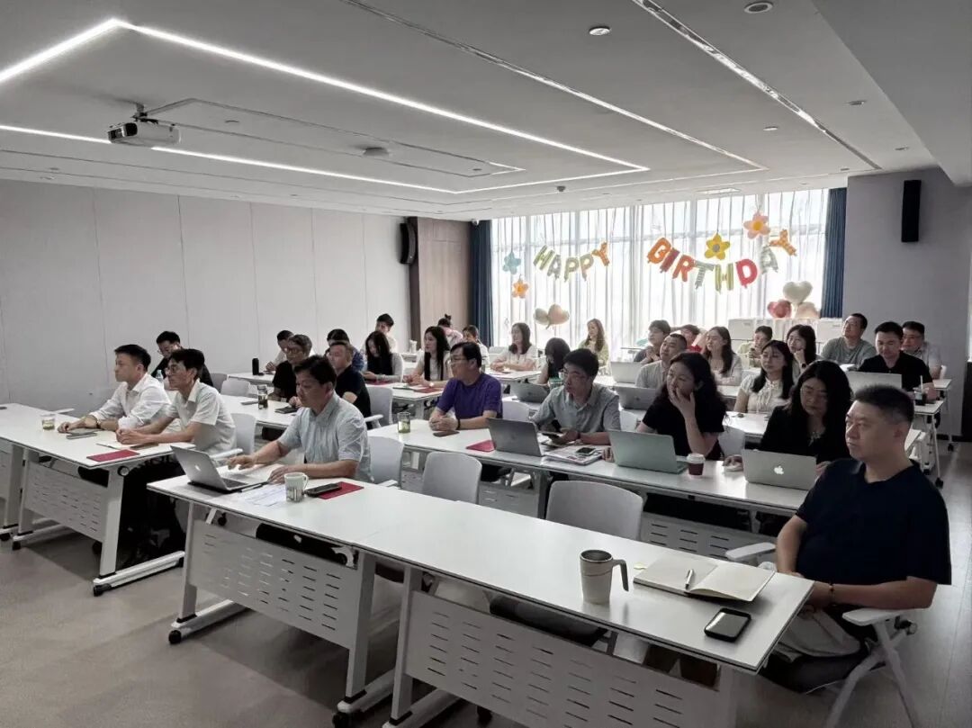 动态|天驰君泰扬州分所六月学习活动暨季度生日会圆满举行